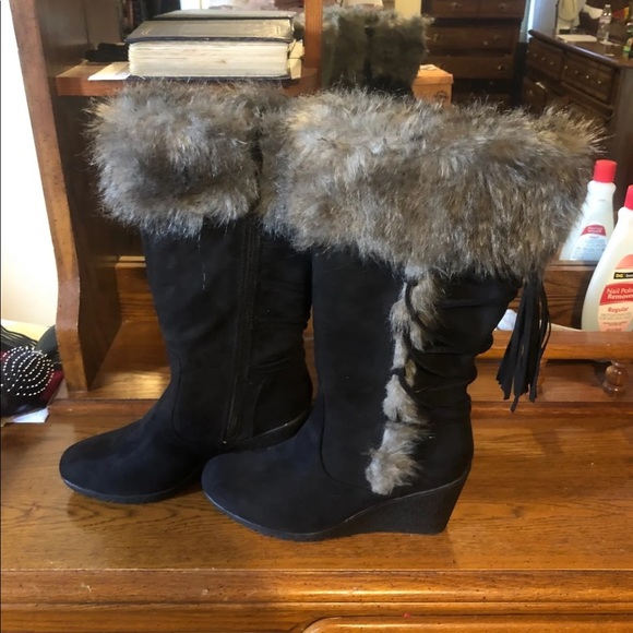 Women’s boots - Picture 1 of 5
